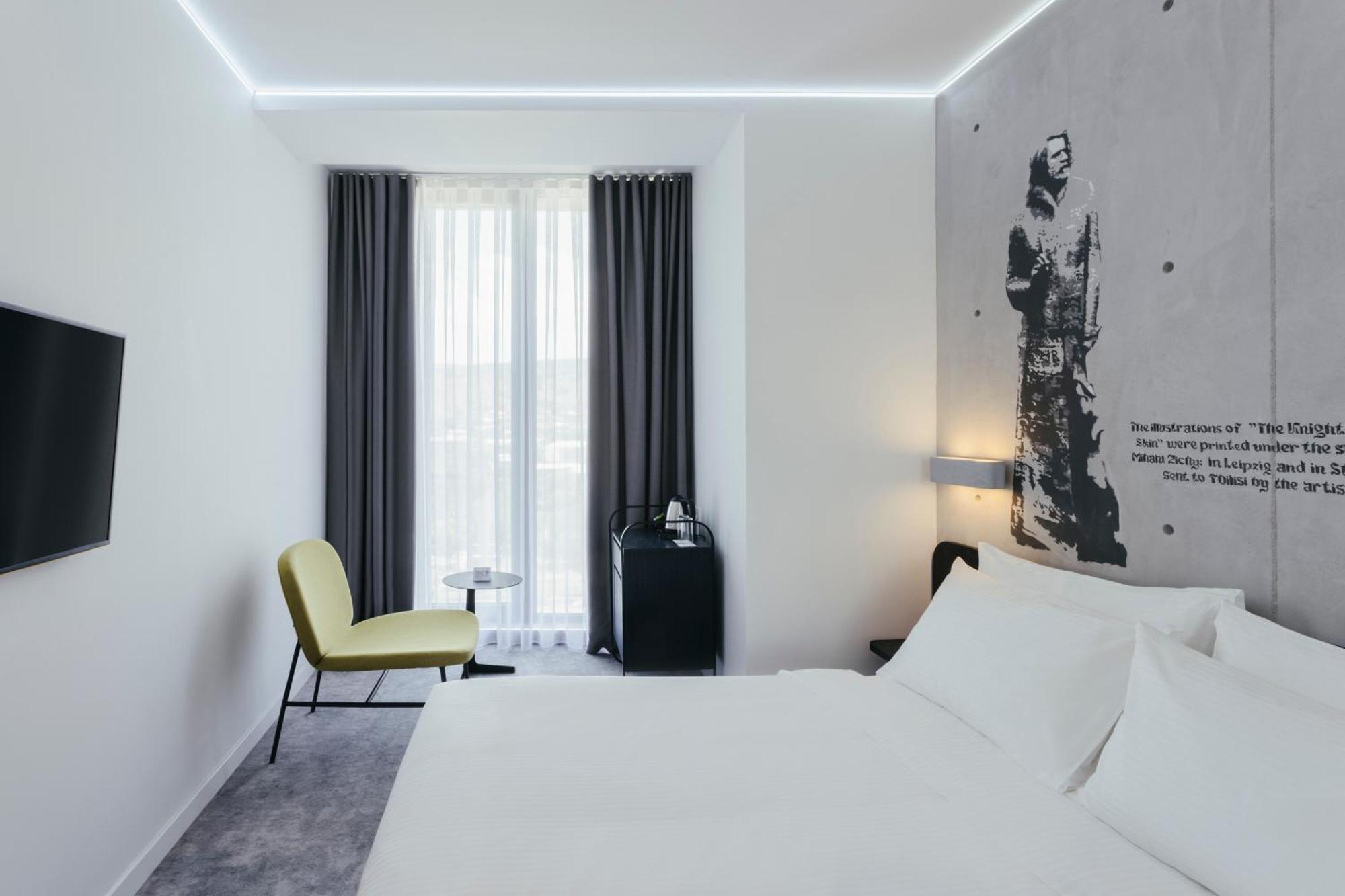 Hotel Golden Tulip Design Tiflis Exterior foto